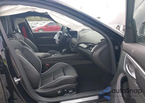 2026 Cadillac Ct5-V V-Series Blackwing Rwd z USA, uszkodzony, nr VIN 1G6D35R67T0810097